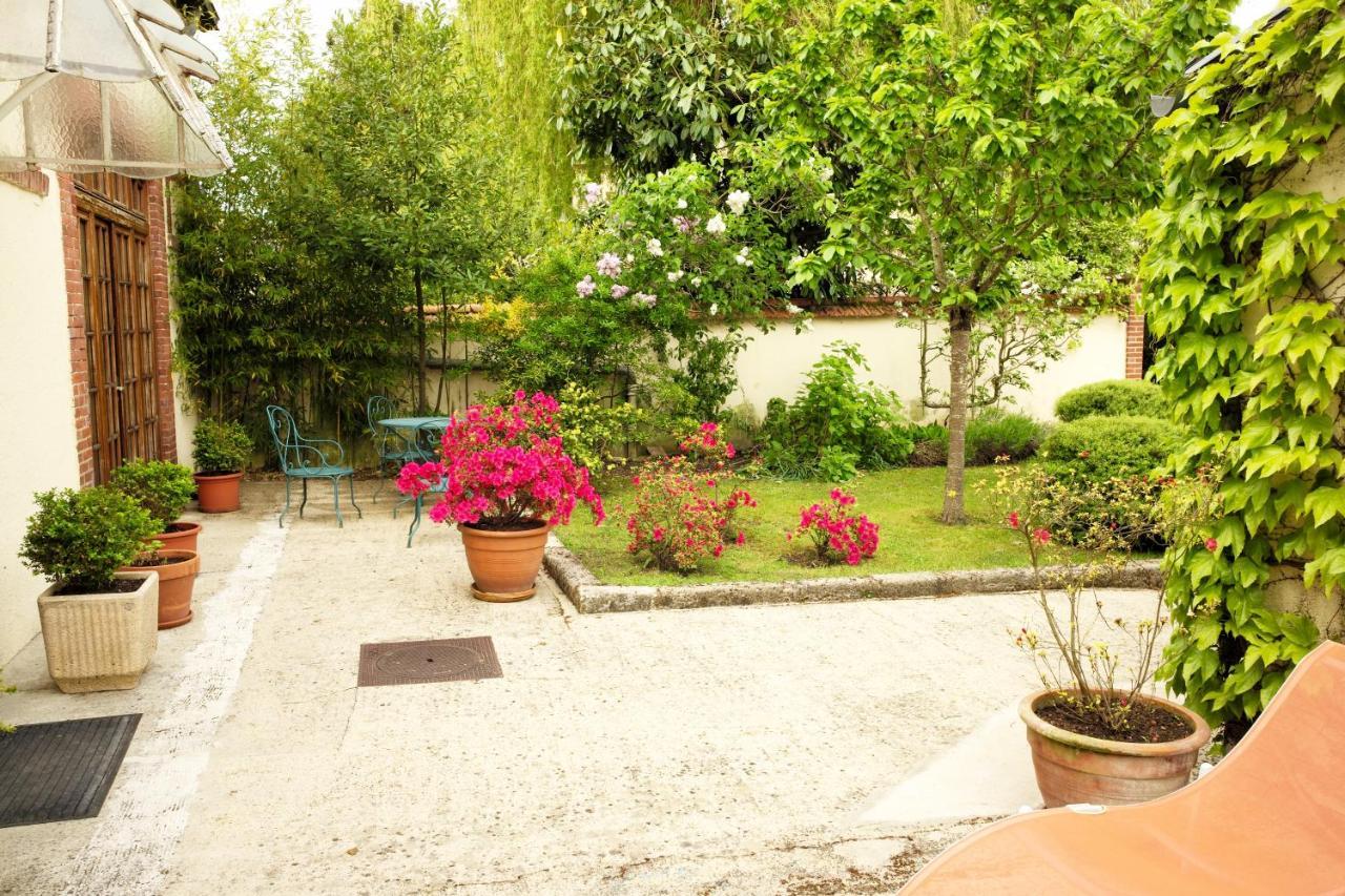Les Crepinieres Bed & Breakfast Chartres Ngoại thất bức ảnh